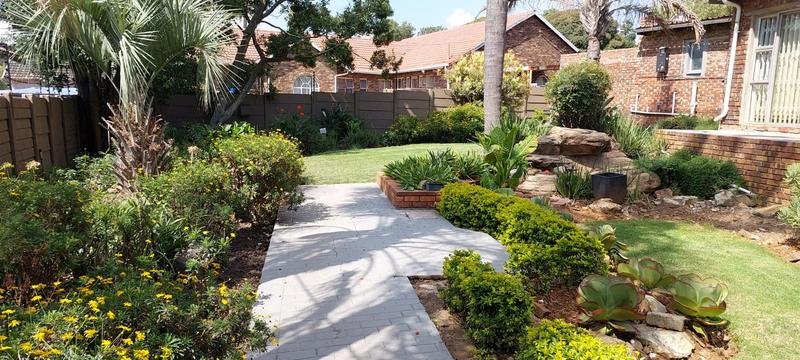 3 Bedroom Property for Sale in Birch Acres Gauteng