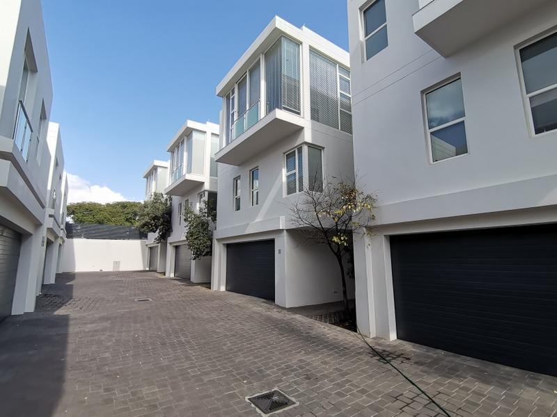 To Let 3 Bedroom Property for Rent in Morningside Gauteng