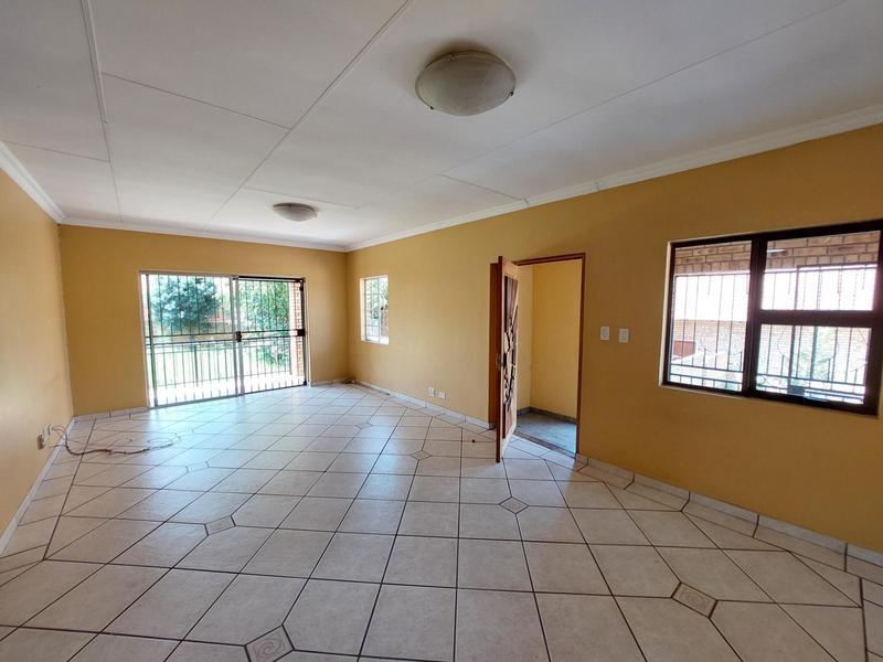 3 Bedroom Property for Sale in Thatchfield Gauteng