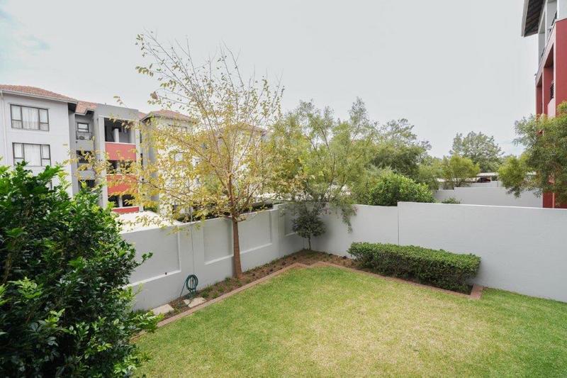 2 Bedroom Property for Sale in Barbeque Downs Gauteng