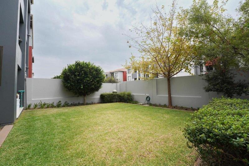 2 Bedroom Property for Sale in Barbeque Downs Gauteng