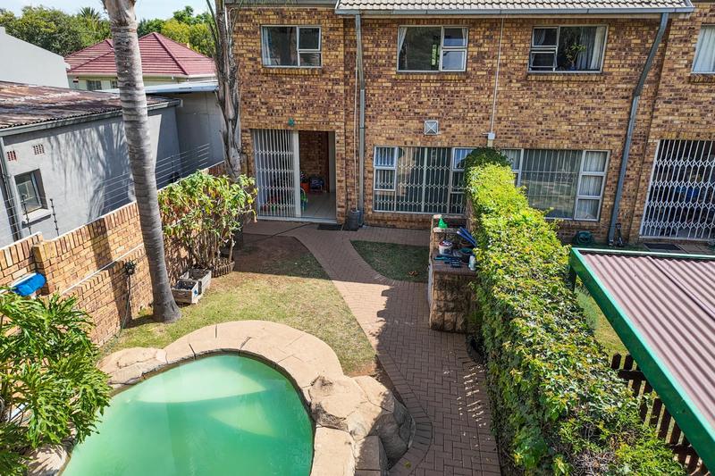 3 Bedroom Property for Sale in Edenvale Central Gauteng