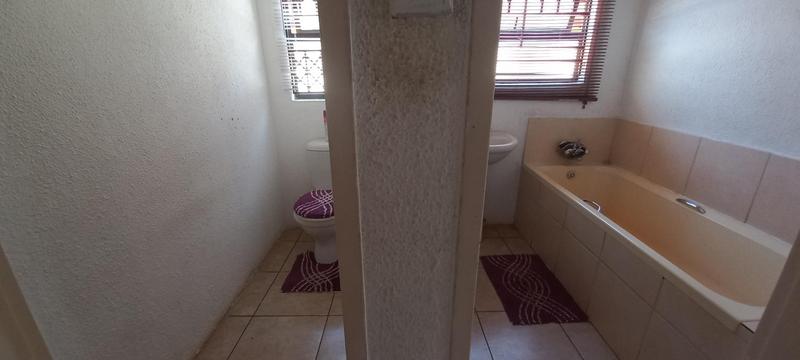 3 Bedroom Property for Sale in Soshanguve VV Gauteng