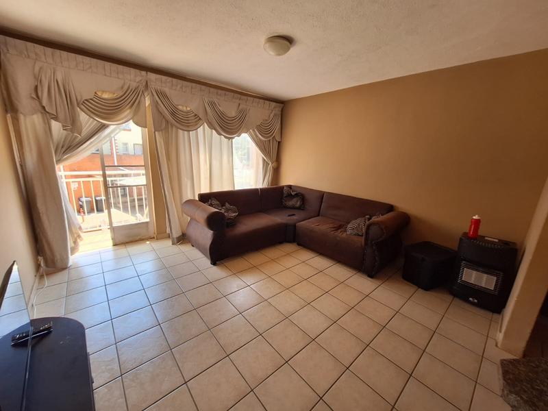 2 Bedroom Property for Sale in The Orchards Gauteng