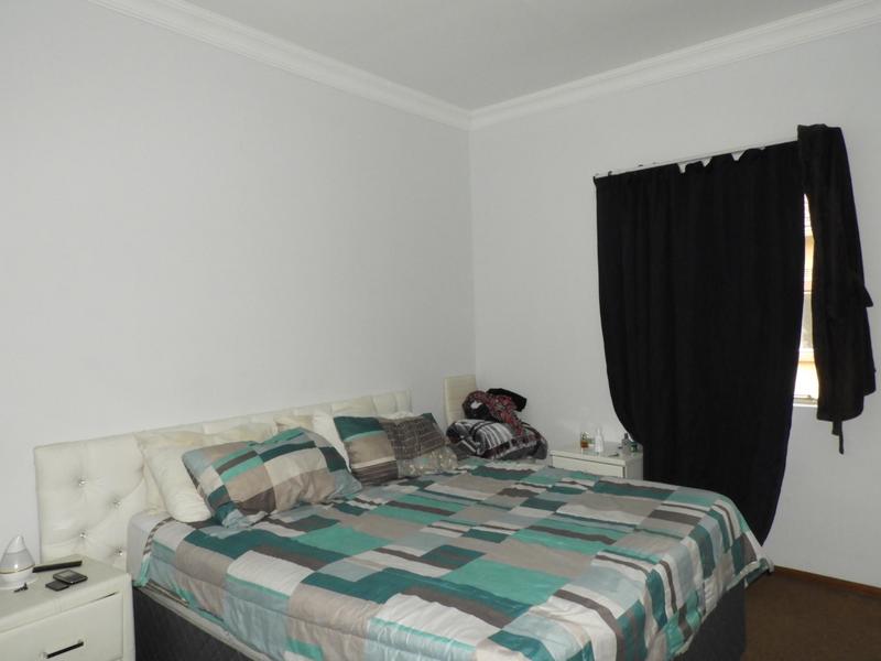 1 Bedroom Property for Sale in Sundowner Gauteng