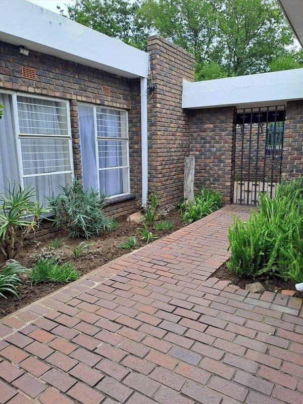 3 Bedroom Property for Sale in Freeway Park Gauteng