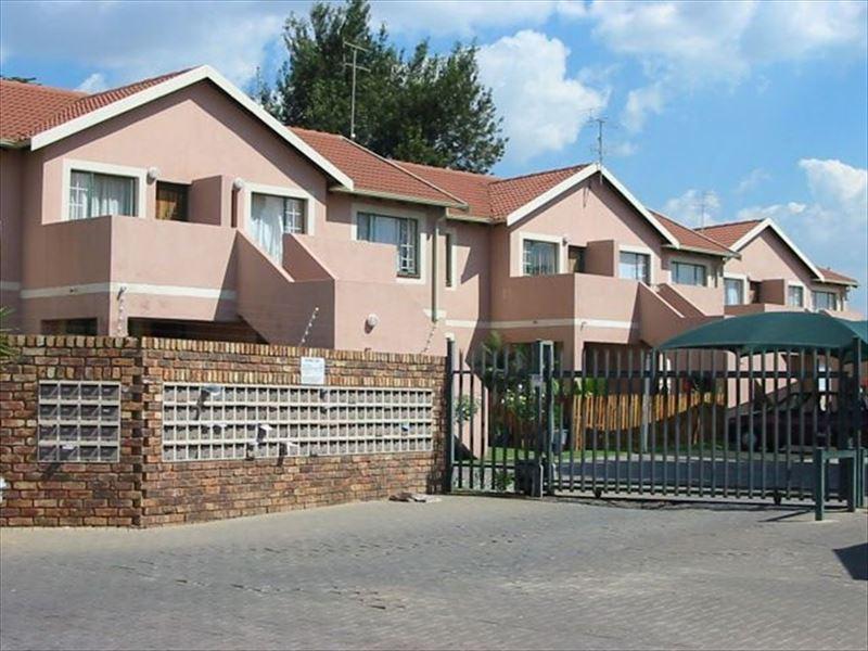 2 Bedroom Property for Sale in Glen Marais Gauteng