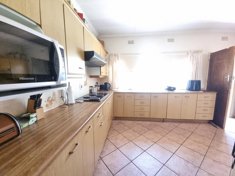 3 Bedroom Property for Sale in Glen Marais Gauteng