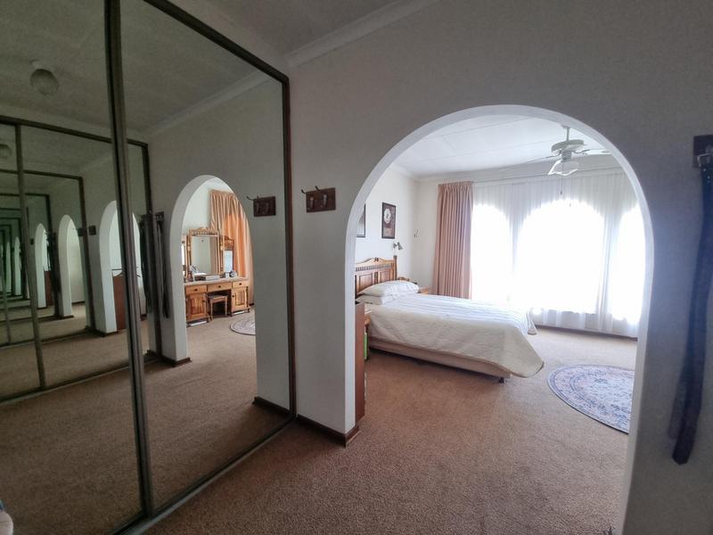 3 Bedroom Property for Sale in Glen Marais Gauteng