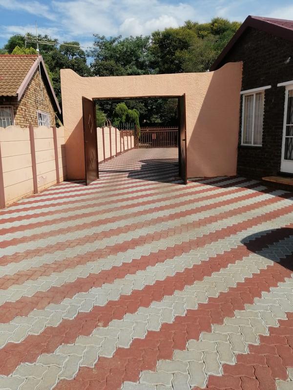 3 Bedroom Property for Sale in Carletonville Gauteng