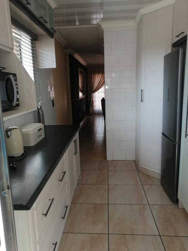 3 Bedroom Property for Sale in Carletonville Gauteng