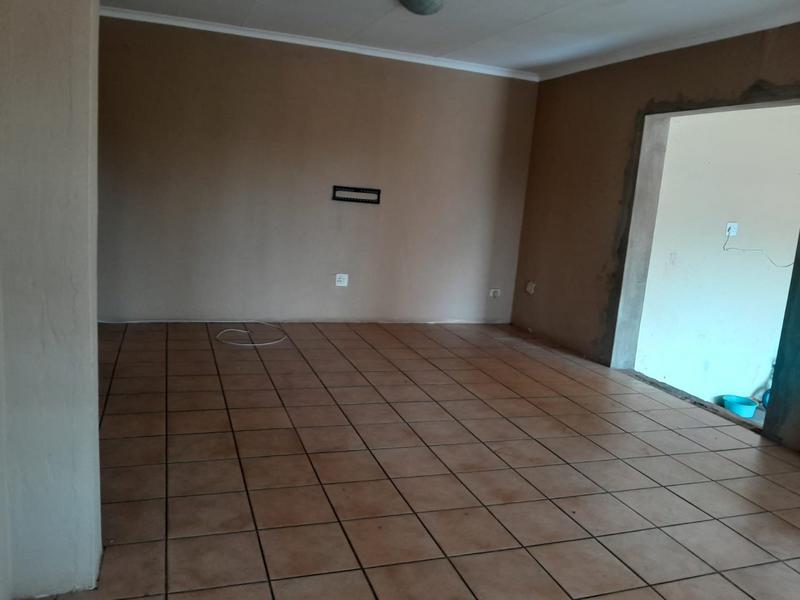 To Let 3 Bedroom Property for Rent in Kwaggasrand Gauteng