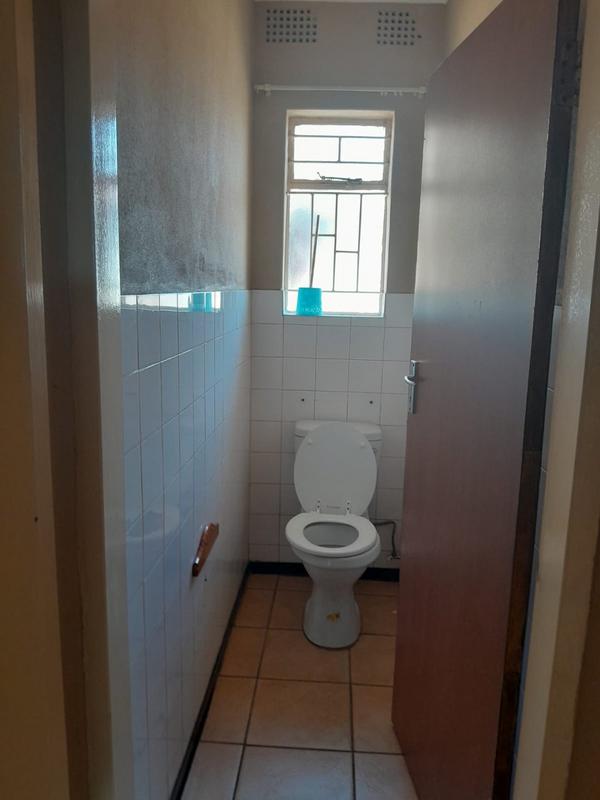 To Let 3 Bedroom Property for Rent in Kwaggasrand Gauteng