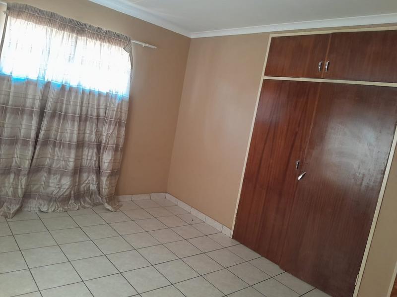 To Let 3 Bedroom Property for Rent in Kwaggasrand Gauteng