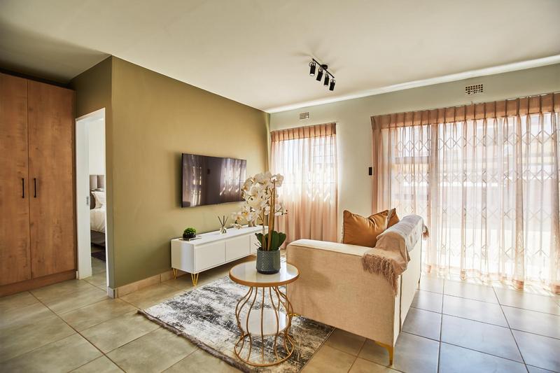 2 Bedroom Property for Sale in Orlando Gauteng