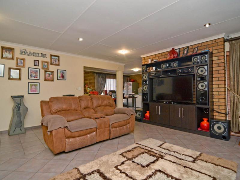 3 Bedroom Property for Sale in Glen Erasmia Gauteng