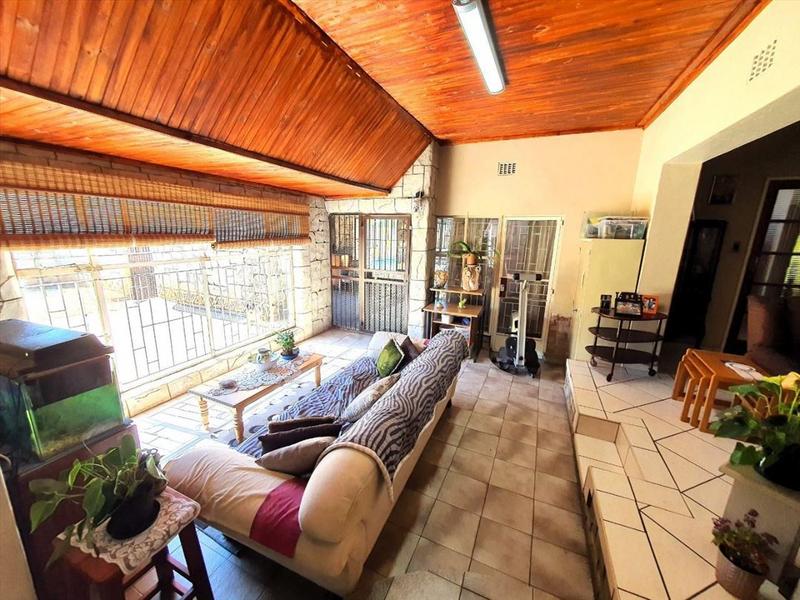 3 Bedroom Property for Sale in Parkdene Gauteng