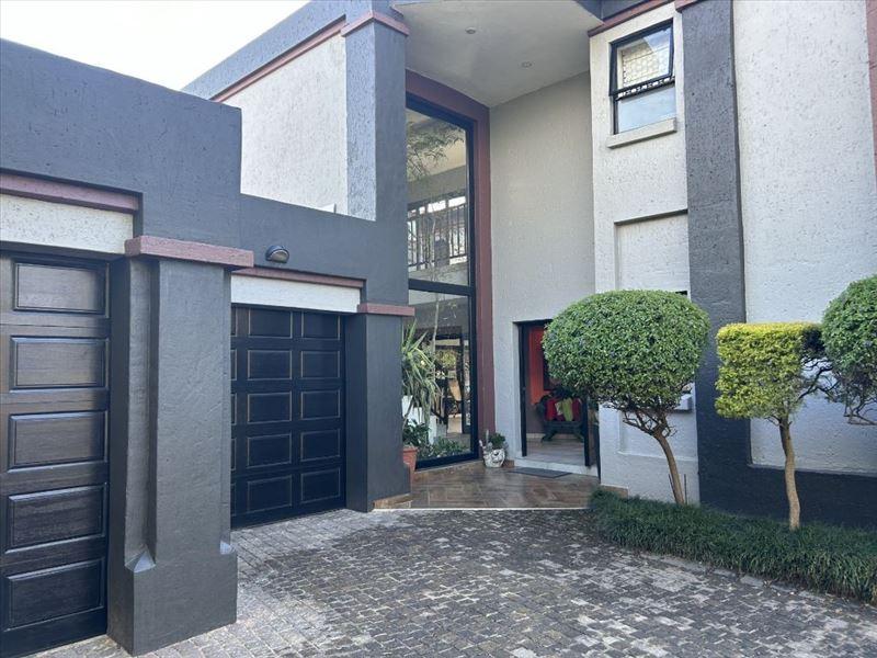 3 Bedroom Property for Sale in Sunward Park Gauteng