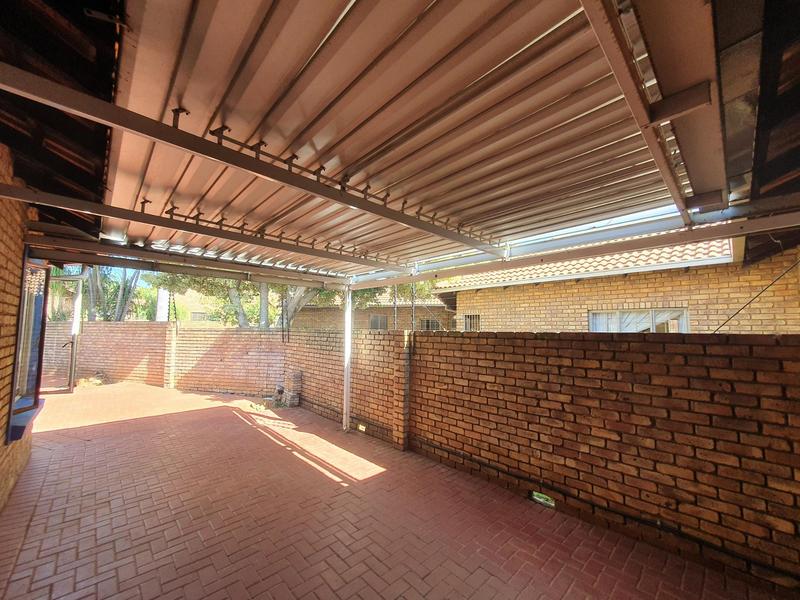3 Bedroom Property for Sale in Ninapark Gauteng