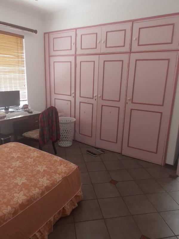 6 Bedroom Property for Sale in Bedfordview Gauteng