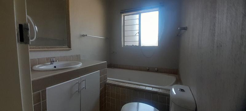 3 Bedroom Property for Sale in Northcliff Gauteng