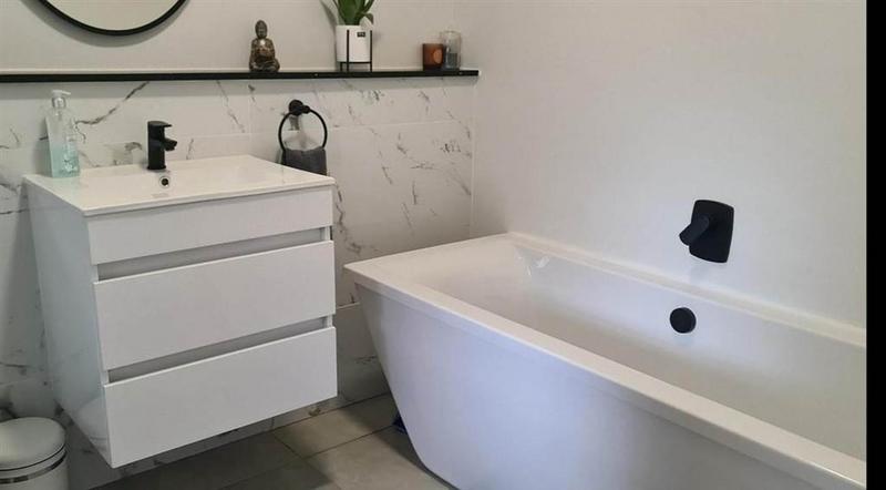 3 Bedroom Property for Sale in Waterfall Country Estate Gauteng