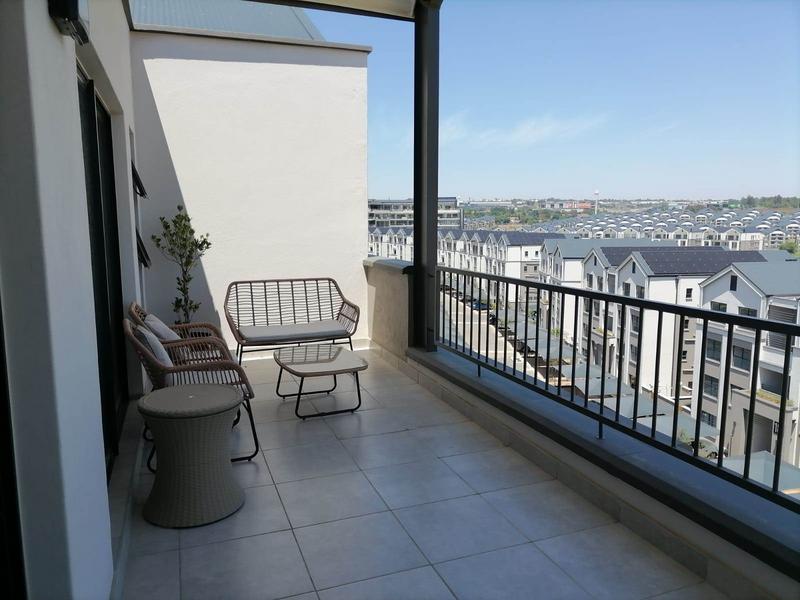 2 Bedroom Property for Sale in Waterfall Country Estate Gauteng