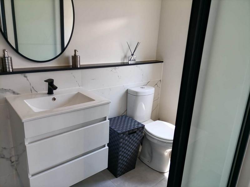 2 Bedroom Property for Sale in Waterfall Country Estate Gauteng