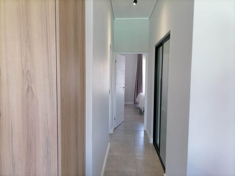 2 Bedroom Property for Sale in Waterfall Country Estate Gauteng