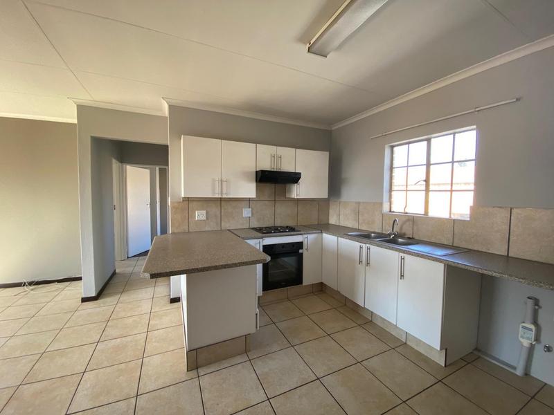 2 Bedroom Property for Sale in North Riding Gauteng