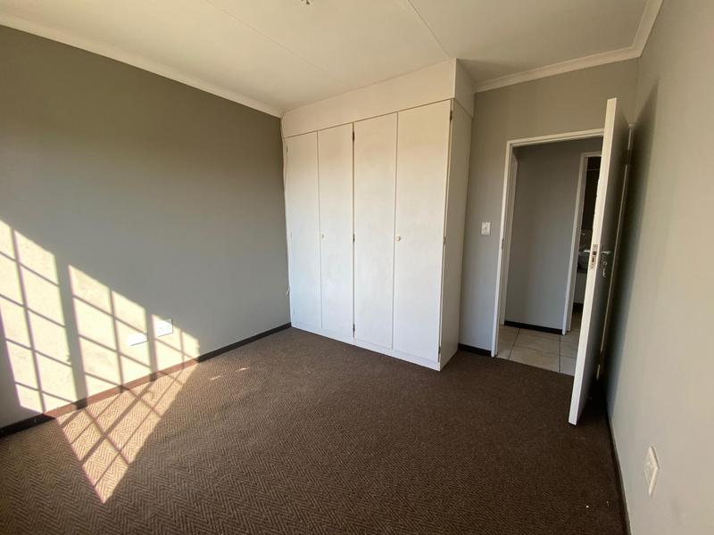 2 Bedroom Property for Sale in North Riding Gauteng