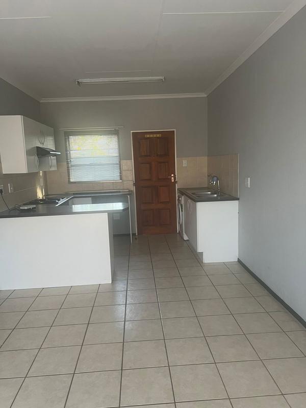 2 Bedroom Property for Sale in Georginia Gauteng