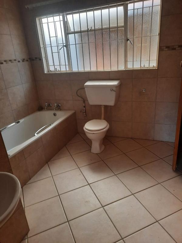 4 Bedroom Property for Sale in Meyerspark Gauteng