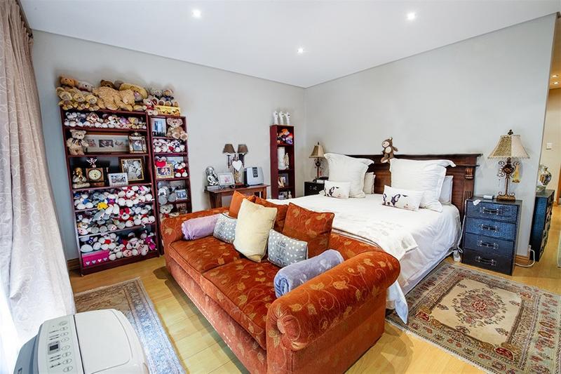 4 Bedroom Property for Sale in Morningside Gauteng