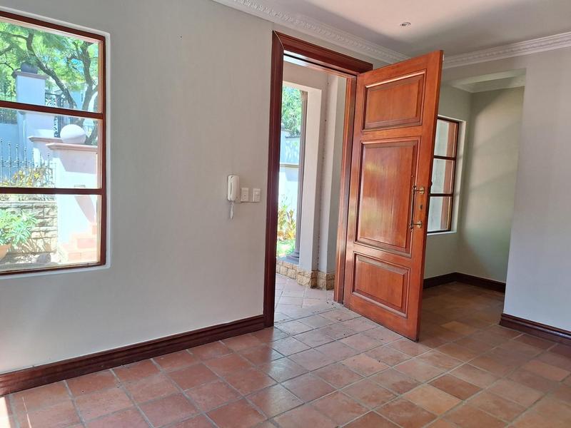 3 Bedroom Property for Sale in Waterkloof Ridge Gauteng