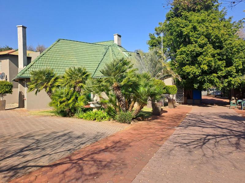 To Let 8 Bedroom Property for Rent in Hatfield Gauteng