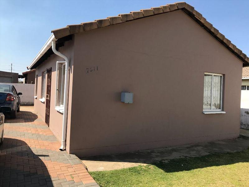 3 Bedroom Property for Sale in Windmill Park Gauteng