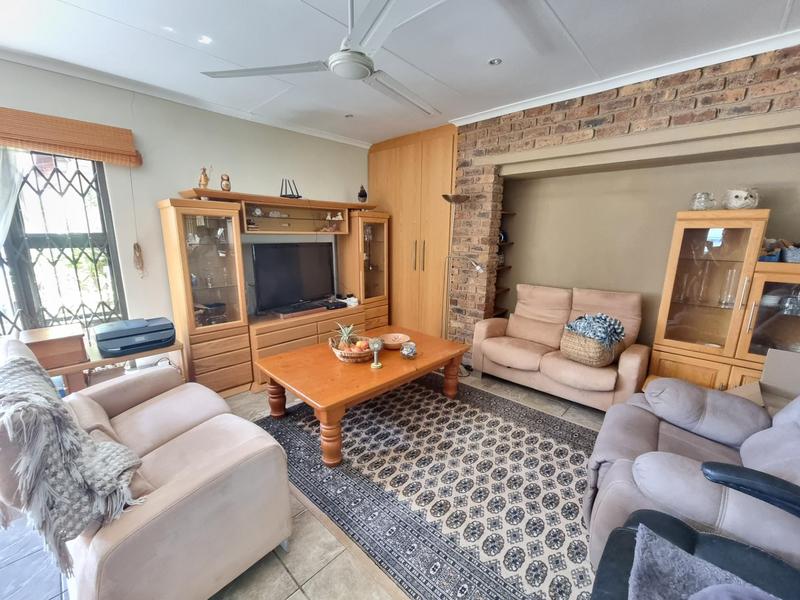 5 Bedroom Property for Sale in Misty Bay Gauteng