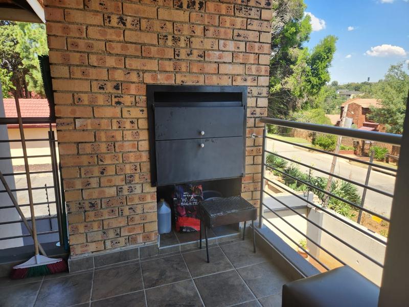 2 Bedroom Property for Sale in Illiondale Gauteng