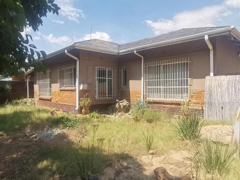 6 Bedroom Property for Sale in Cinderella Gauteng