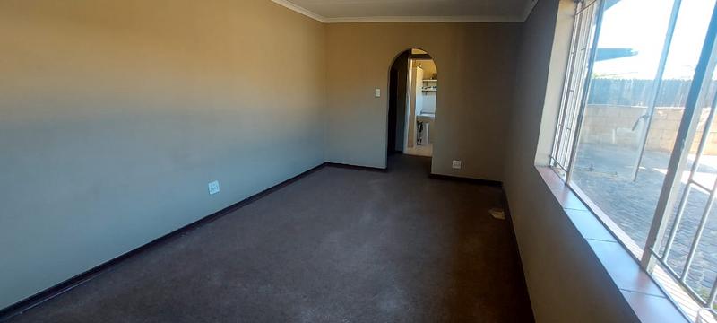 4 Bedroom Property for Sale in Lindhaven Gauteng