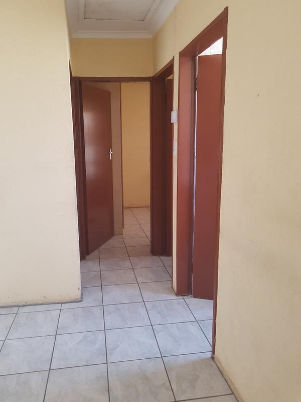 To Let 2 Bedroom Property for Rent in Naturena Gauteng