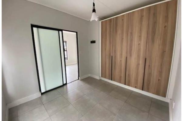 1 Bedroom Property for Sale in Waterfall Country Estate Gauteng