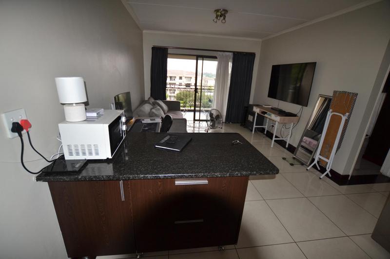 1 Bedroom Property for Sale in Noordwyk Gauteng