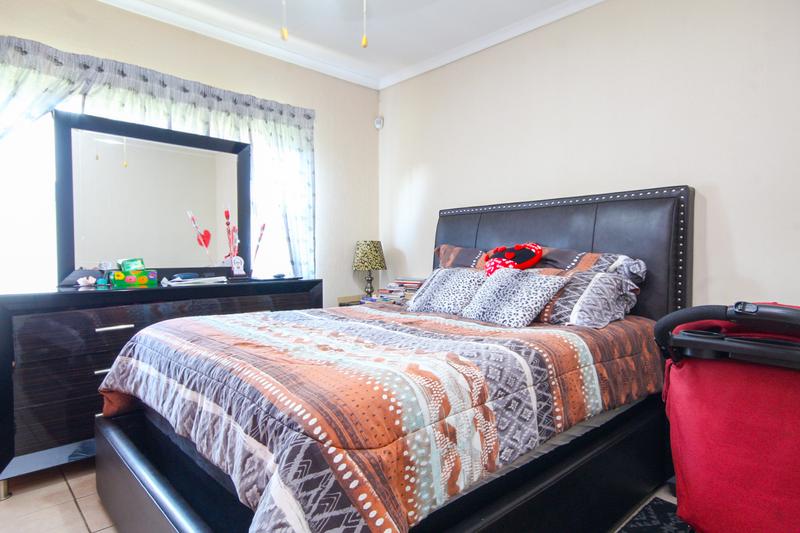 3 Bedroom Property for Sale in Thatchfield Gauteng