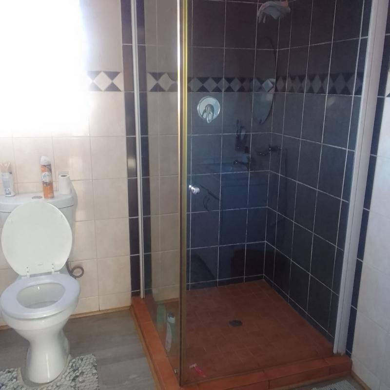 To Let 2 Bedroom Property for Rent in Gosforth Park Gauteng