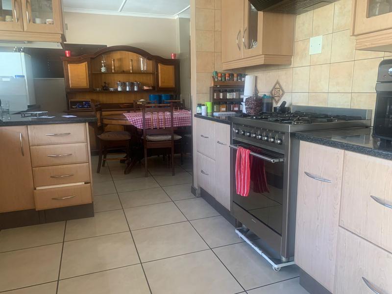 4 Bedroom Property for Sale in Kempton Park Ext 5 Gauteng