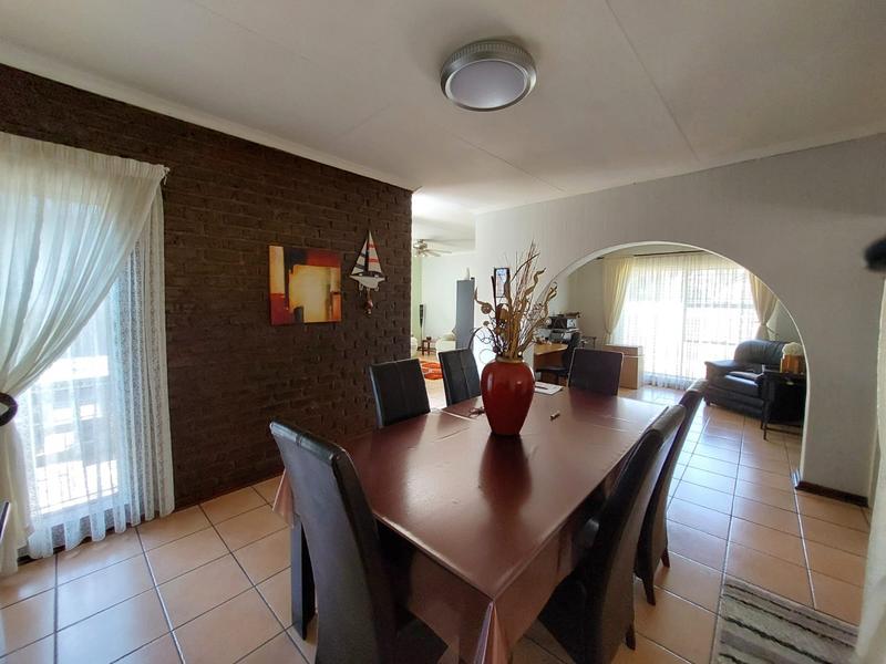 3 Bedroom Property for Sale in Sunward Park Gauteng