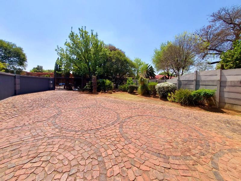 3 Bedroom Property for Sale in Sunward Park Gauteng