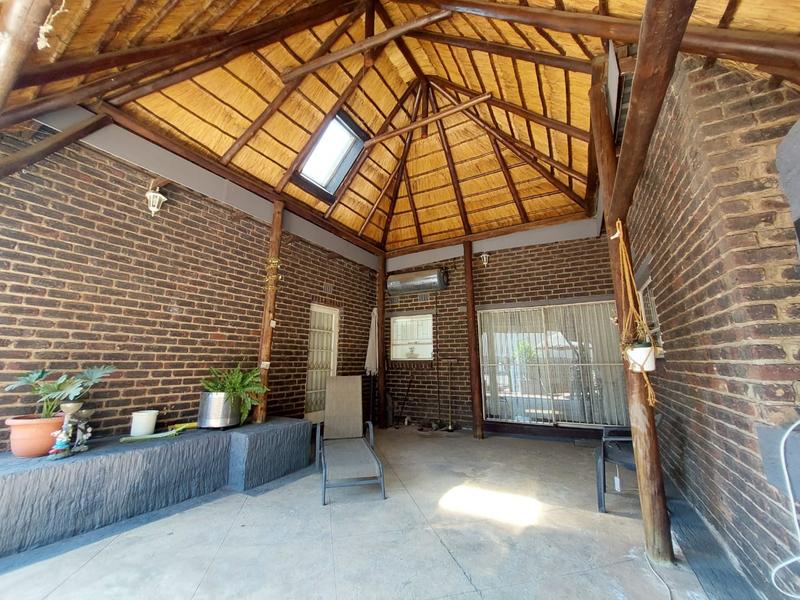 3 Bedroom Property for Sale in Sunward Park Gauteng